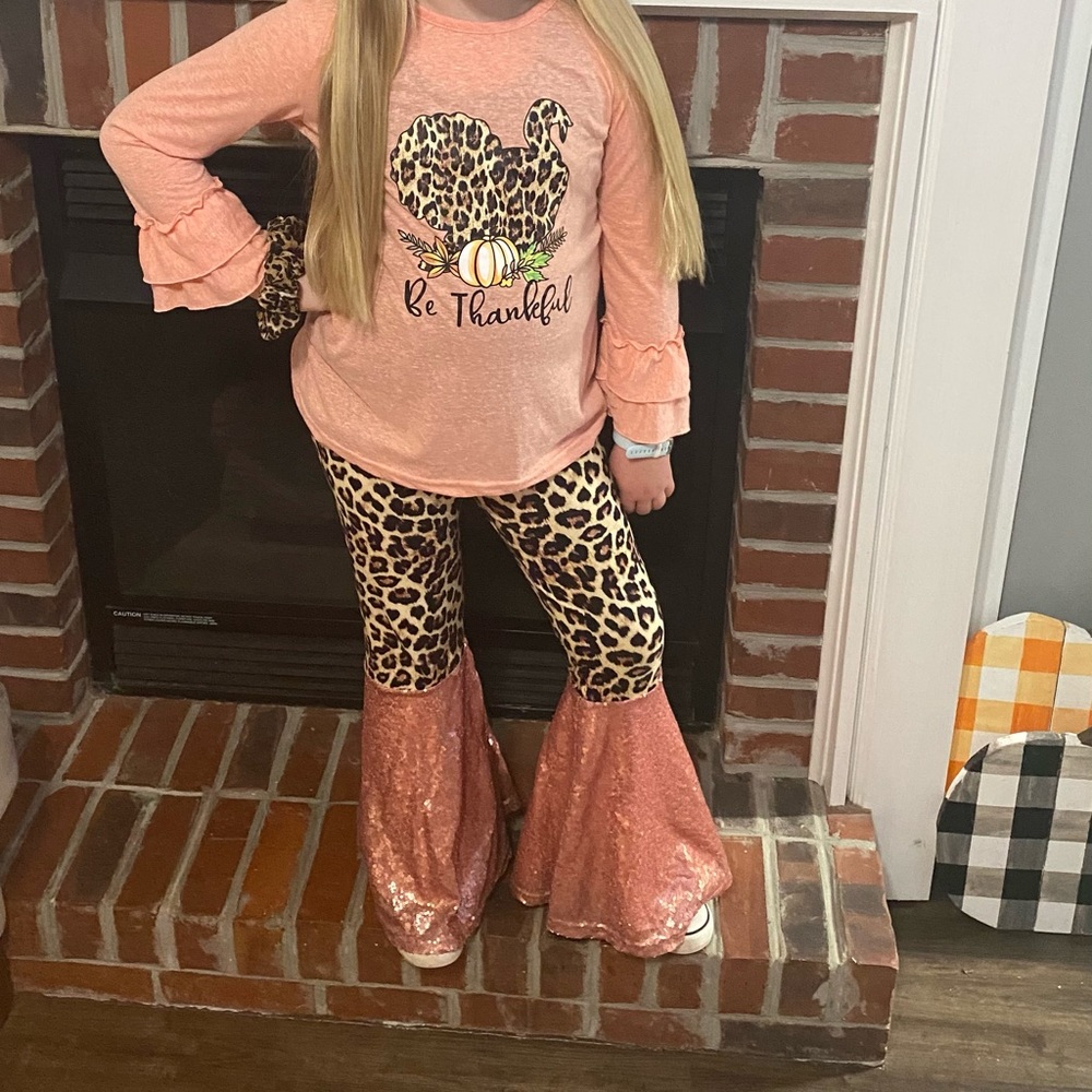 Turkey cheetah outfit!